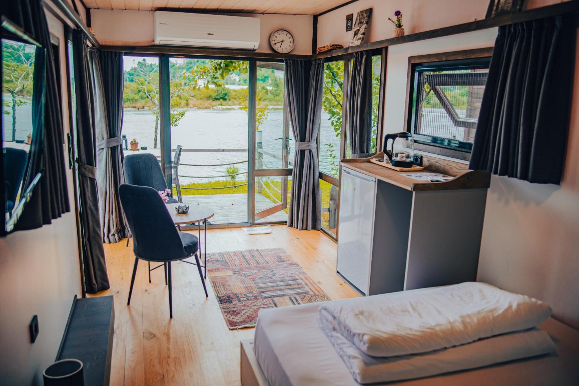 ホテル Danzi Camping Tiny House リゼ エクステリア 写真