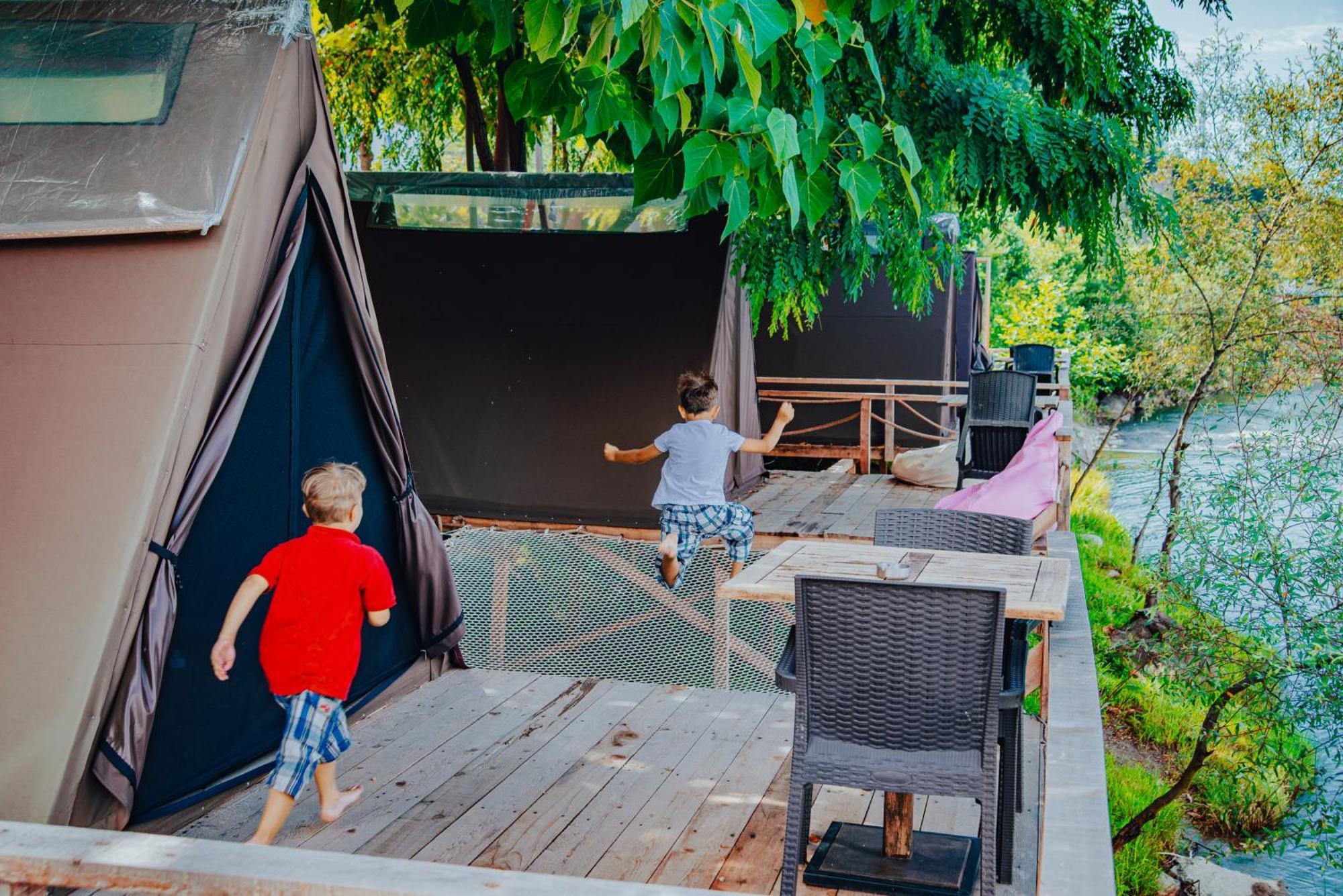 ホテル Danzi Camping Tiny House リゼ エクステリア 写真