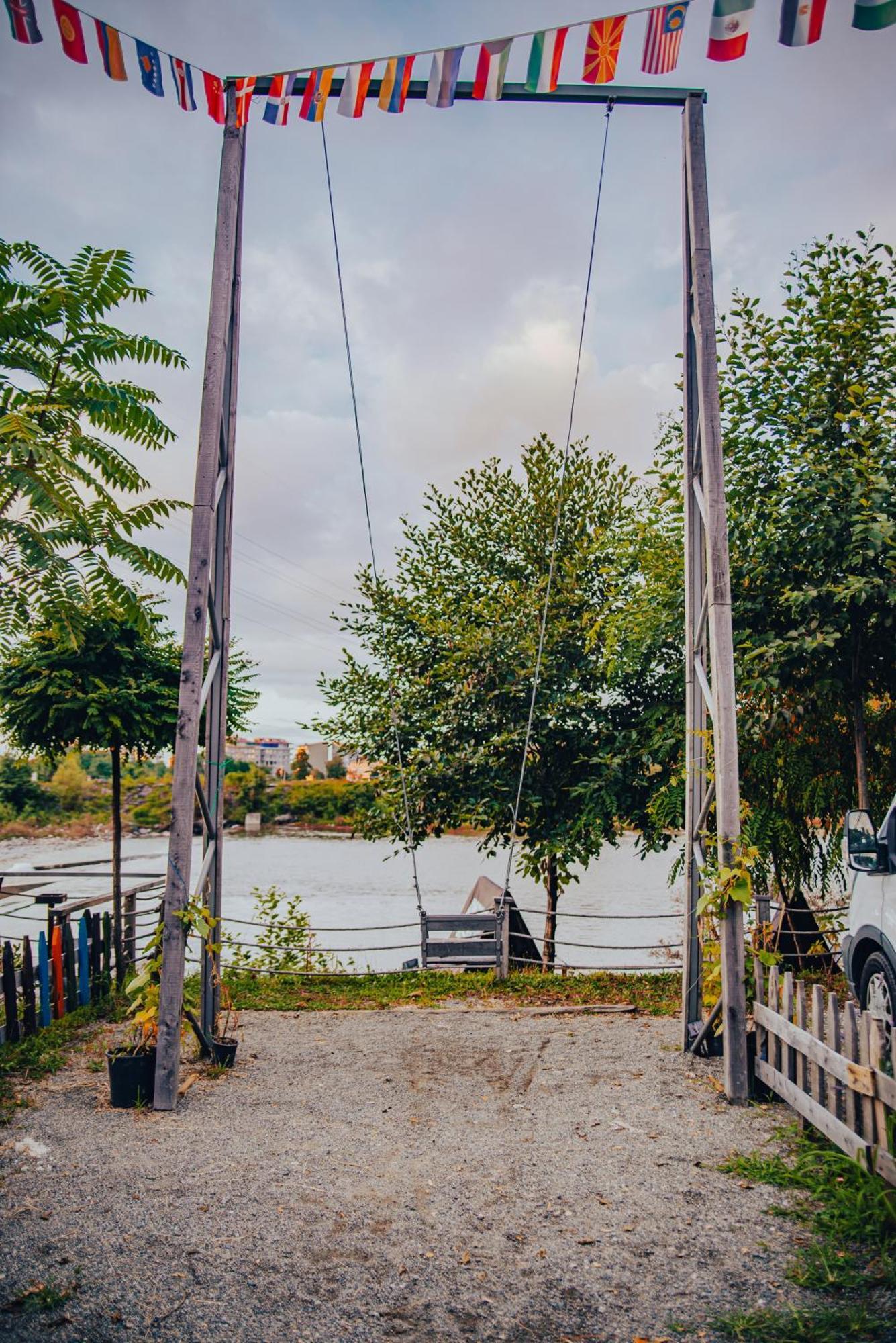 ホテル Danzi Camping Tiny House リゼ エクステリア 写真