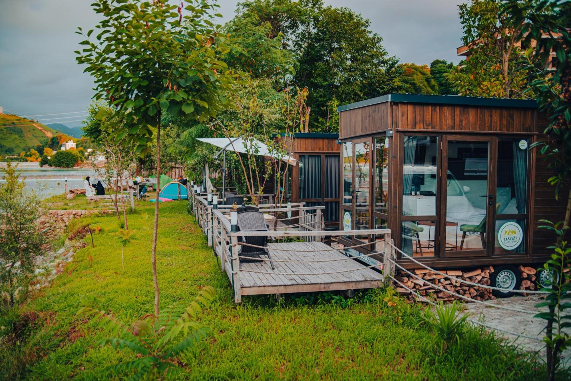 ホテル Danzi Camping Tiny House リゼ エクステリア 写真